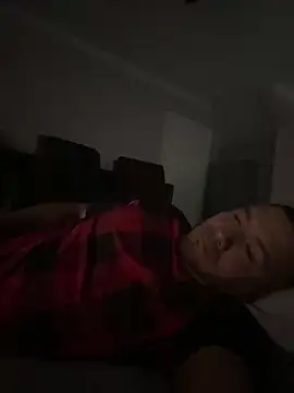 elamante03 online show from December 16, 8:26 pm