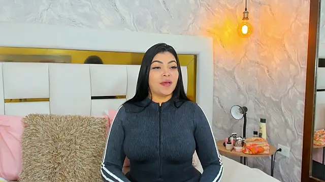 EmaBakker online show from April 5, 7:48 am