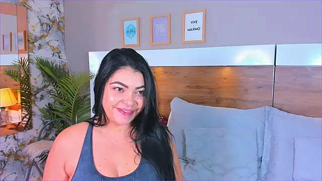 EmaBakker online show from February 16, 9:41 am