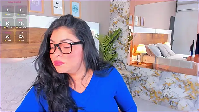 EmaBakker online show from December 5, 12:26 pm