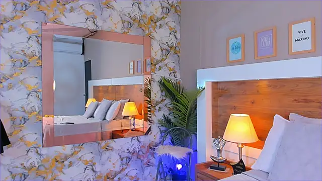 EmaBakker online show from January 19, 11:25 am