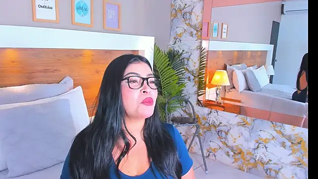 EmaBakker online show from April 15, 4:51 am