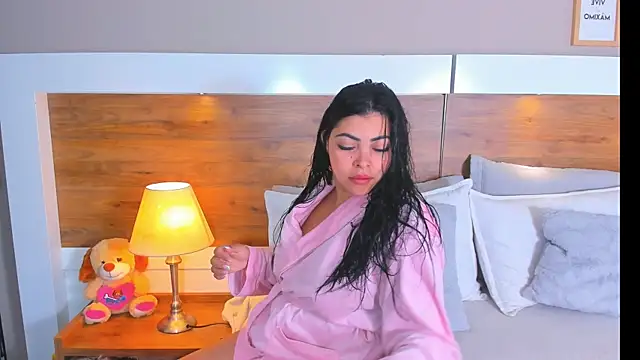 EmaBakker online show from April 14, 10:09 am