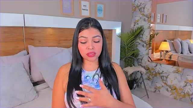 EmaBakker online show from November 28, 11:32 am