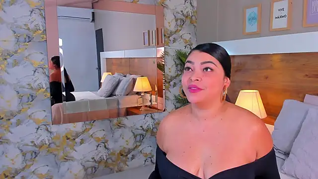 EmaBakker online show from December 2, 11:23 am