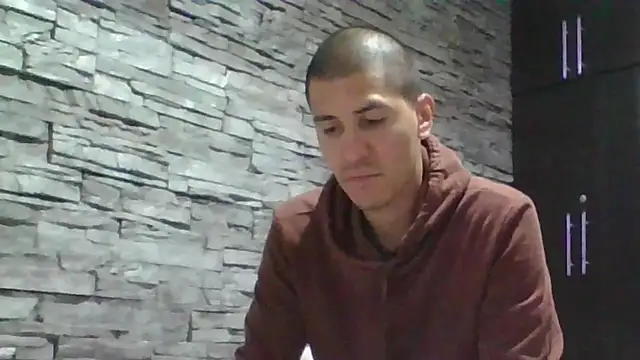 Snapshot of Sexylatin64 chatting on June 6, 1:11 am Sexylatin64 online show from June 6, 1:11 am