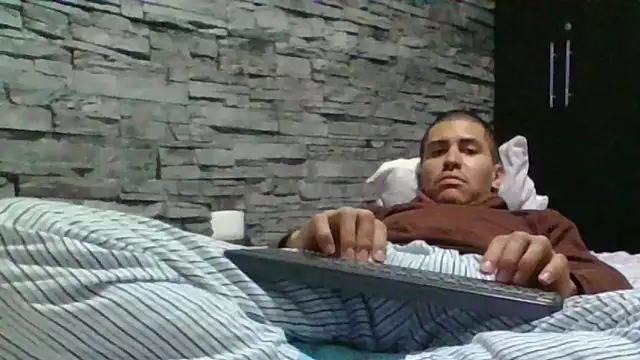 Snapshot of Sexylatin64 chatting on June 8, 1:28 am Sexylatin64 online show from June 8, 1:28 am