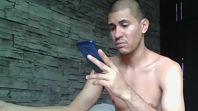 Snapshot of Sexylatin64 chatting on July 6, 3:03 pm Sexylatin64 online show from July 6, 3:03 pm