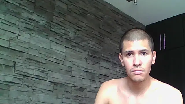 Snapshot of Sexylatin64 chatting on June 12, 3:43 pm Sexylatin64 online show from June 12, 3:43 pm