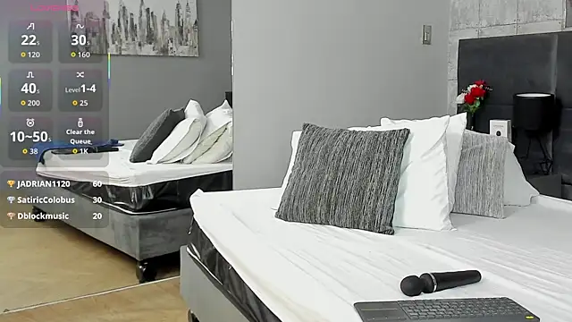 Lana-Gross online show from October 22, 3:33 pm