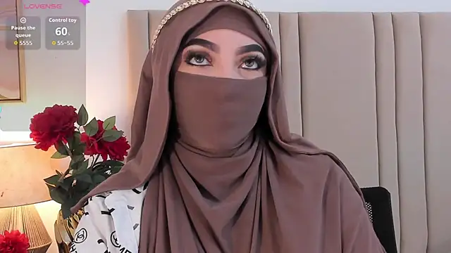 Snapshot of _malih_ chatting on July 6, 1:29 pm malih online show from July 6, 1:29 pm