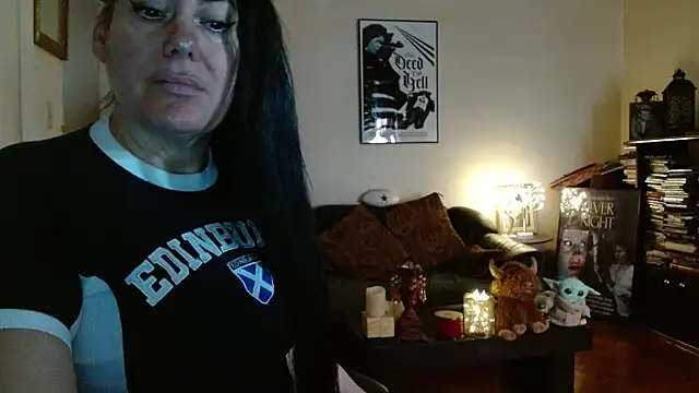 mandaloriangirls online show from February 25, 6:19 pm