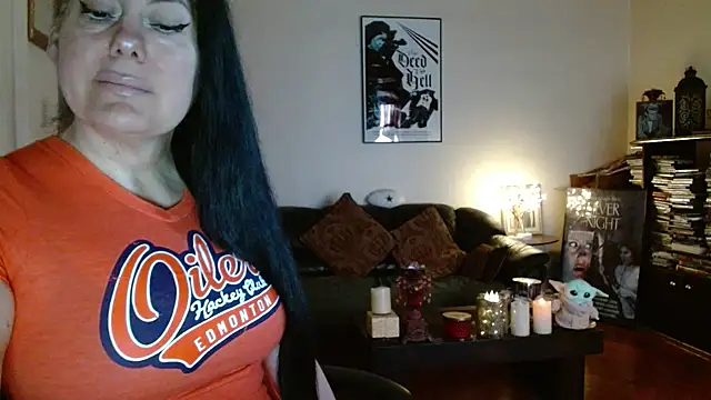 mandaloriangirls online show from February 9, 6:28 pm