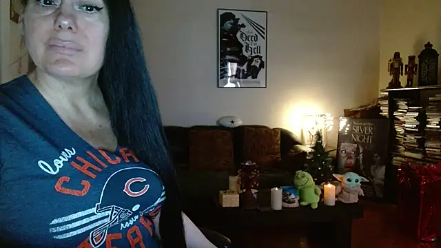 mandaloriangirls online show from December 20, 5:27 pm