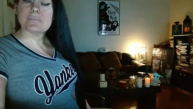 mandaloriangirls online show from February 12, 7:57 pm