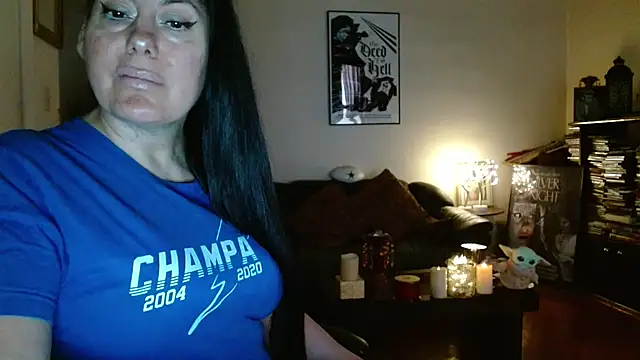 mandaloriangirls online show from April 19, 6:10 pm