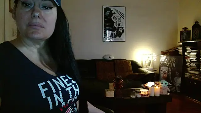 mandaloriangirls online show from January 9, 7:21 pm