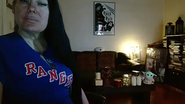 mandaloriangirls online show from February 8, 7:55 pm