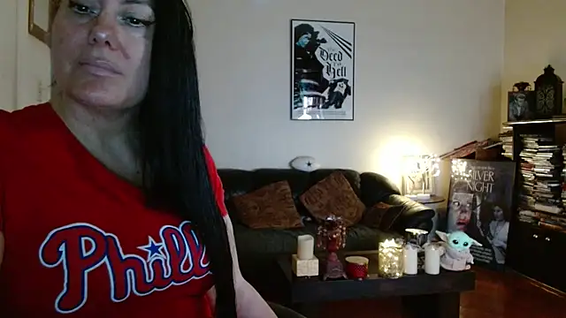 mandaloriangirls online show from March 1, 7:14 pm