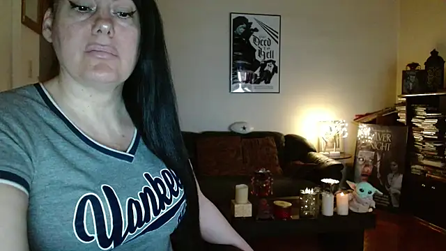 mandaloriangirls online show from April 2, 4:02 pm