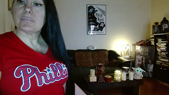 mandaloriangirls online show from March 4, 6:15 pm