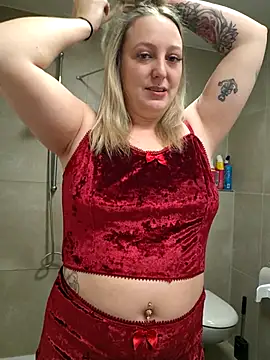 Milas Dreams online show from November 12, 9:51 pm