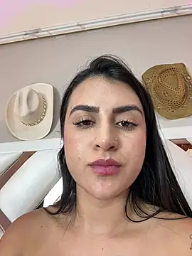 anniemorgan01 online show from March 4, 5:45 pm