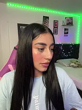 Snapshot of JulietaCheerr chatting on June 25, 12:52 am JulietaCheerr online show from June 25, 12:52 am