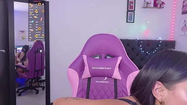 JulietaCheerr online show from April 6, 1:45 pm