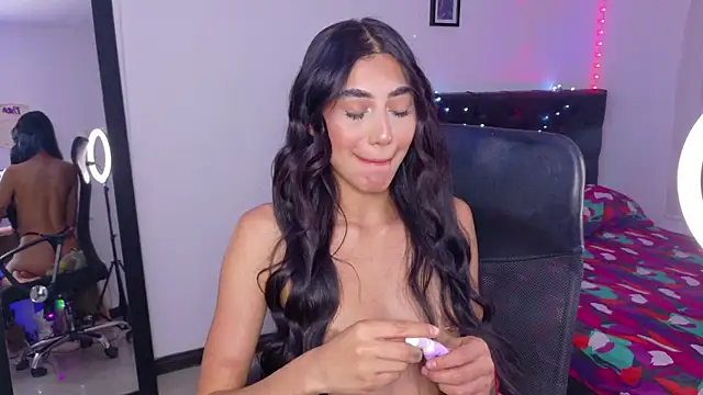 JulietaCheerr online show from December 19, 1:53 am