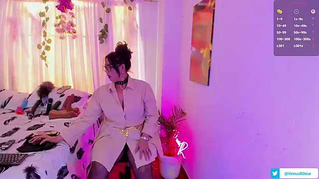 Venus R0se online show from November 23, 5:01 pm