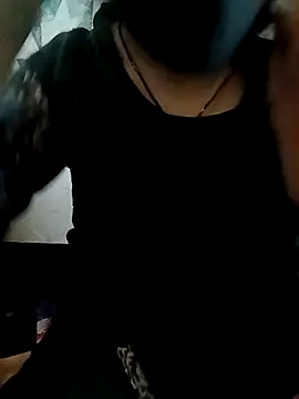 Snapshot of Mahi_Baby25 chatting on September 16, 4:24 am Mahi Baby25 online show from September 16, 4:24 am