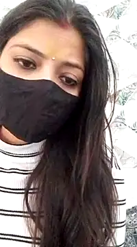 Snapshot of Mahi_Baby25 chatting on February 26, 8:28 am Mahi Baby25 online show from February 26, 8:28 am