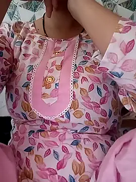 Snapshot of Mahi_Baby25 chatting on September 21, 3:55 am Mahi Baby25 online show from September 21, 3:55 am
