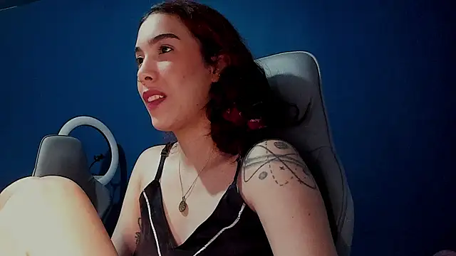 berryxbaby online show from April 24, 12:01 am