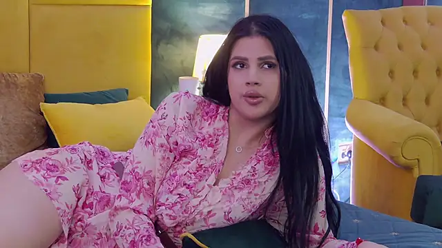 GiuliaHarvey online show from March 7, 4:33 pm