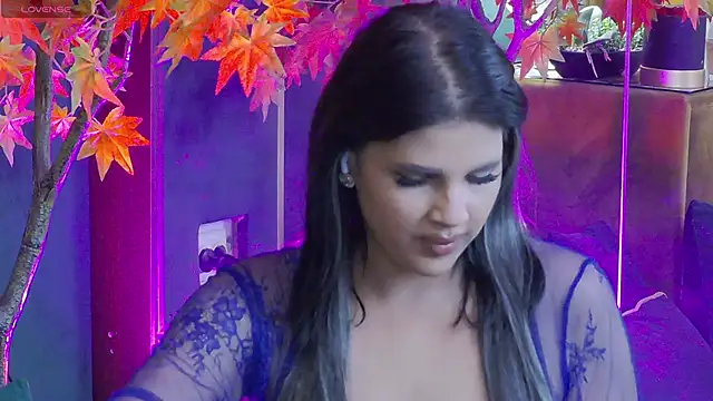 GiuliaHarvey online show from September 16, 9:16 pm