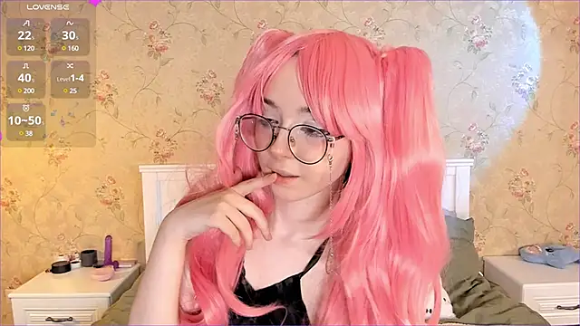 Nora Failure online show from December 4, 12:08 pm