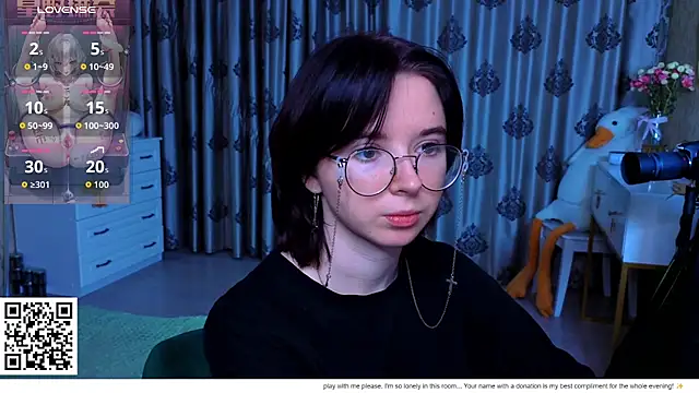 Nora Failure online show from February 19, 2:03 pm