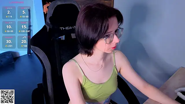 Nora Failure online show from July 31, 9:30 am