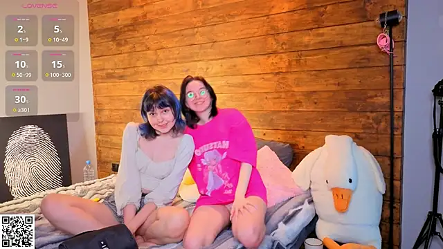 Nora Failure online show from June 26, 5:46 am