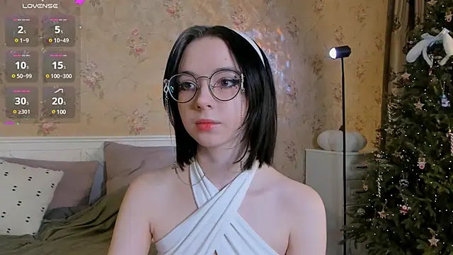 Nora Failure online show from December 29, 5:21 am