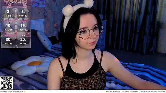 Nora Failure online show from March 18, 4:15 am