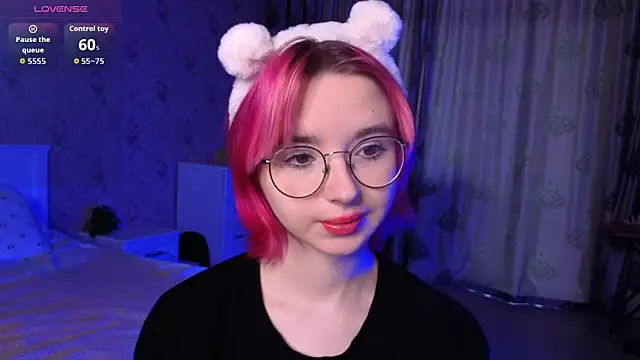 Nora Failure online show from September 21, 3:11 am