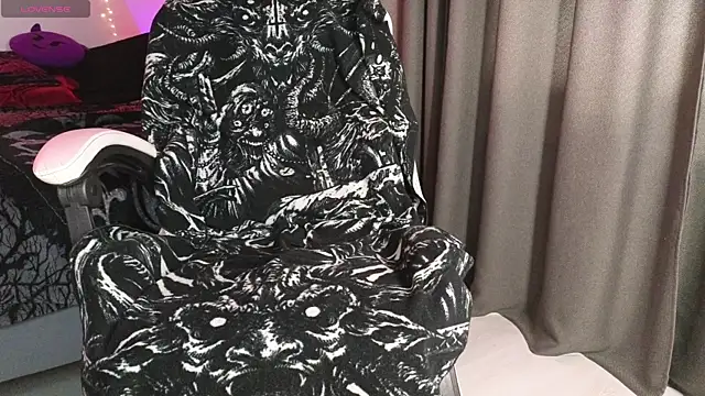 Devil s bride online show from May 12, 4:13 pm