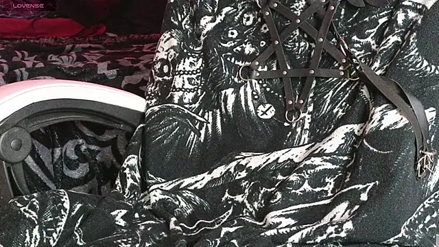 Devil s bride online show from April 20, 4:30 pm