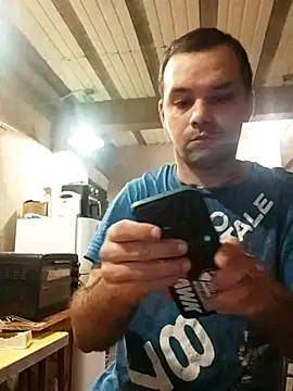 Snapshot of Lolosalvage83 chatting on February 24, 11:52 pm Lolosalvage83 online show from February 24, 11:52 pm