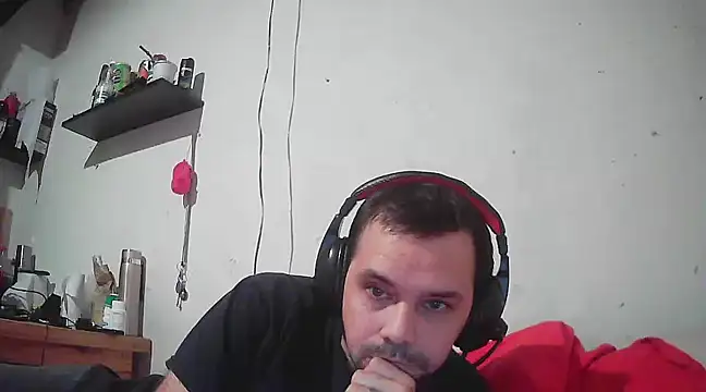 Snapshot of Lolosalvage83 chatting on March 9, 7:26 pm Lolosalvage83 online show from March 9, 7:26 pm