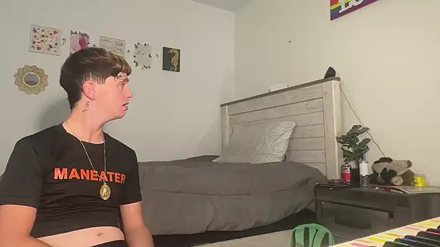 twentywithafelonyy online show from September 28, 6:20 am