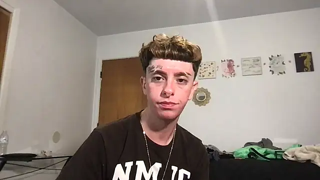 twentywithafelonyy online show from September 11, 10:26 am